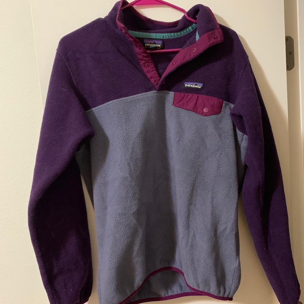 Purple Patagonia synchilla snap t pullover